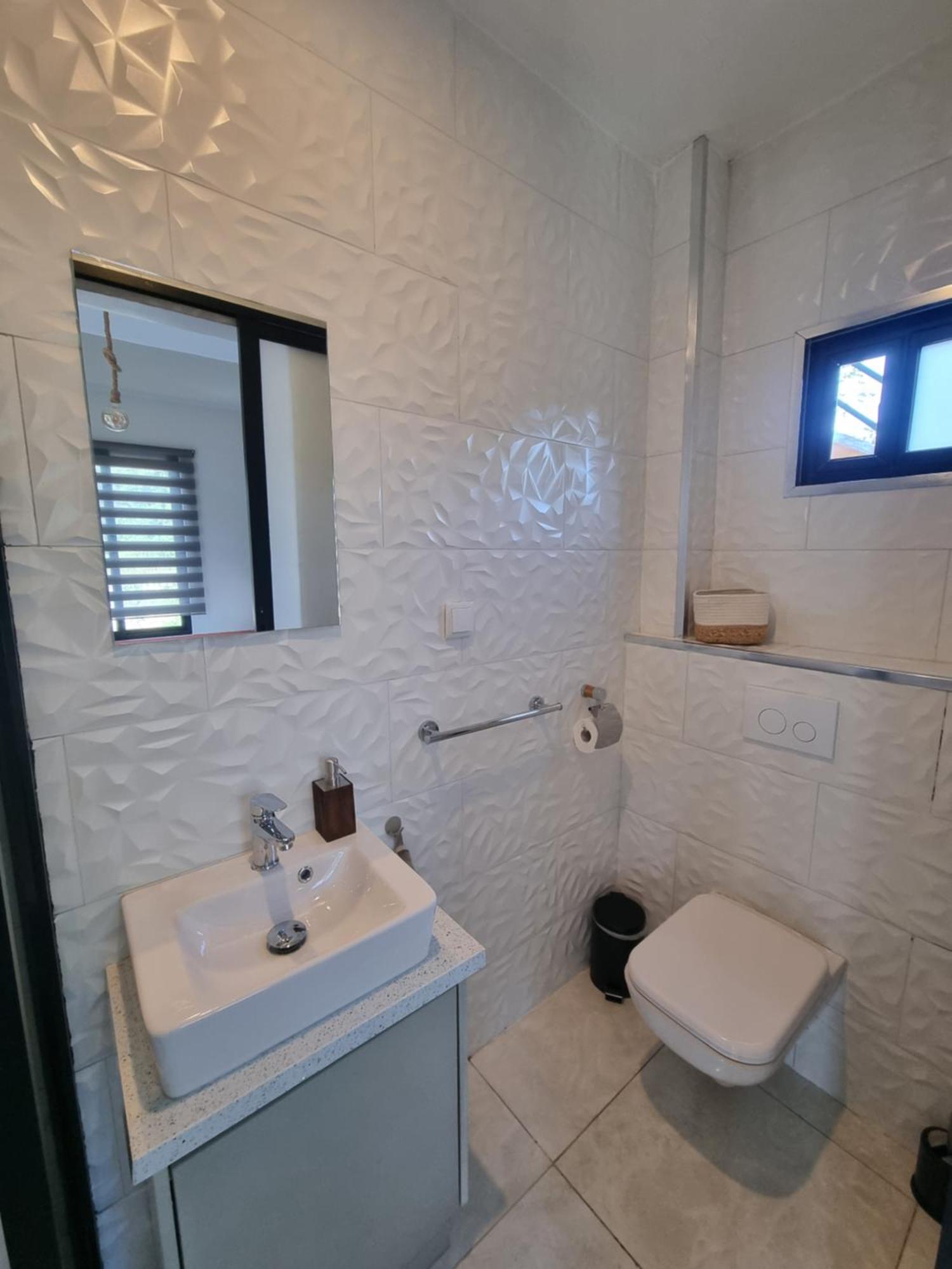 Parakreek Apartments Boxel Luaran gambar